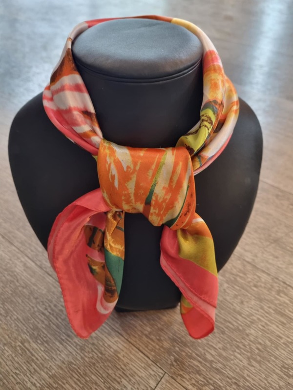 Silke skjerf mønstret Nr 16 - Guttogpike